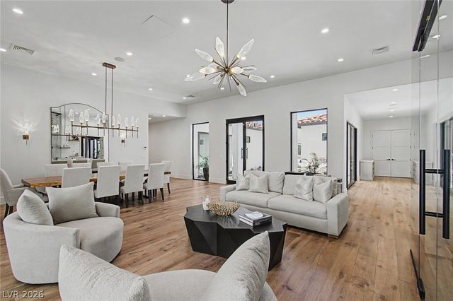 11423 Glowing Sunset Lane, Las Vegas, NV 89135