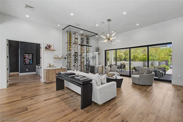 11423 Glowing Sunset Lane, Las Vegas, NV 89135