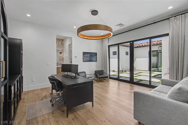 11423 Glowing Sunset Lane, Las Vegas, NV 89135