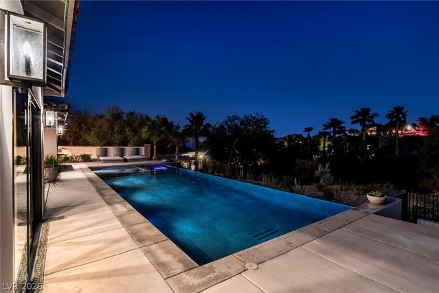 11423 Glowing Sunset Lane, Las Vegas, NV 89135