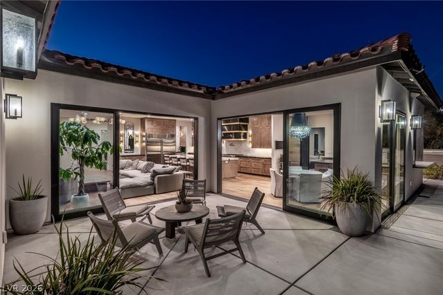 11423 Glowing Sunset Lane, Las Vegas, NV 89135