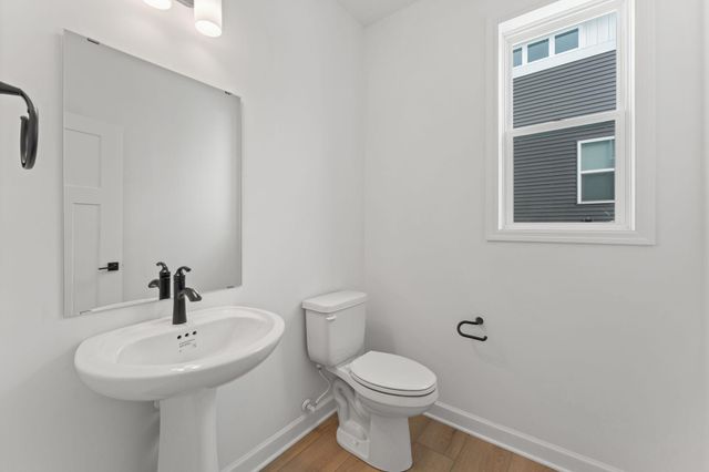 8621 183rd Street W, Lakeville, MN 55044