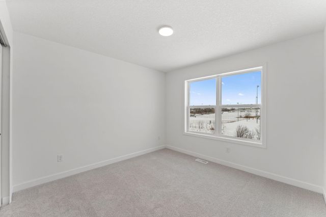 8621 183rd Street W, Lakeville, MN 55044