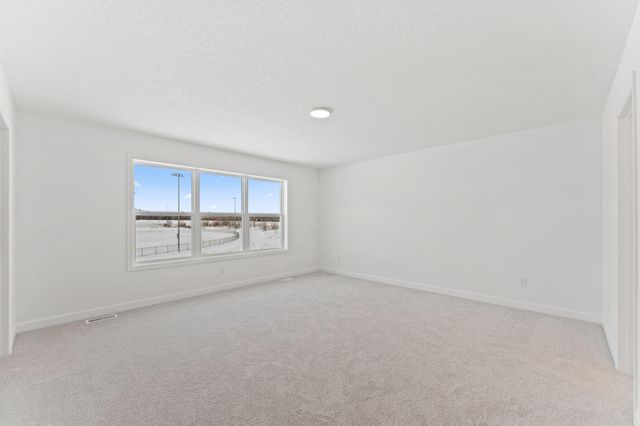 8621 183rd Street W, Lakeville, MN 55044