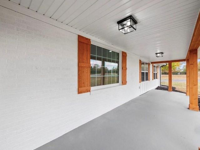 239 Brown Drive, Clermont, GA 30527