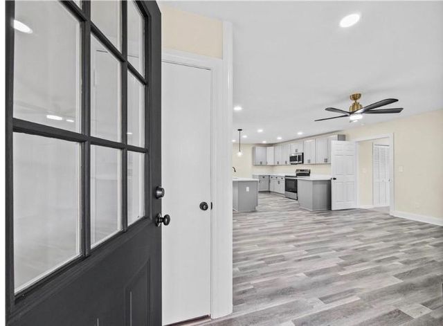 239 Brown Drive, Clermont, GA 30527