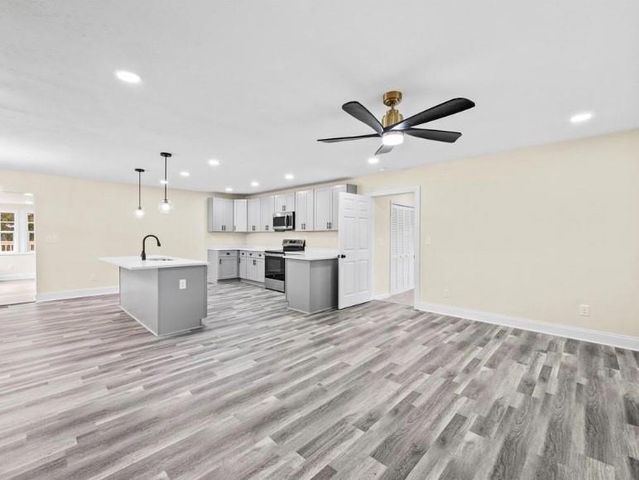 239 Brown Drive, Clermont, GA 30527