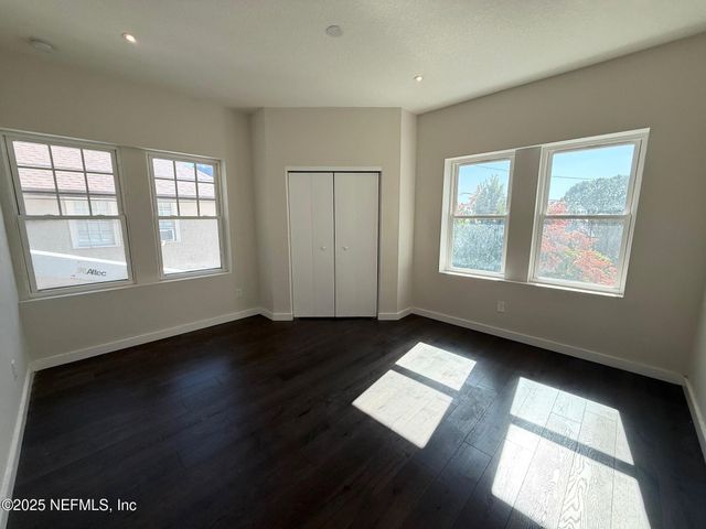 1733 MEMORIAL PARK Terrace, Jacksonville, FL 32204