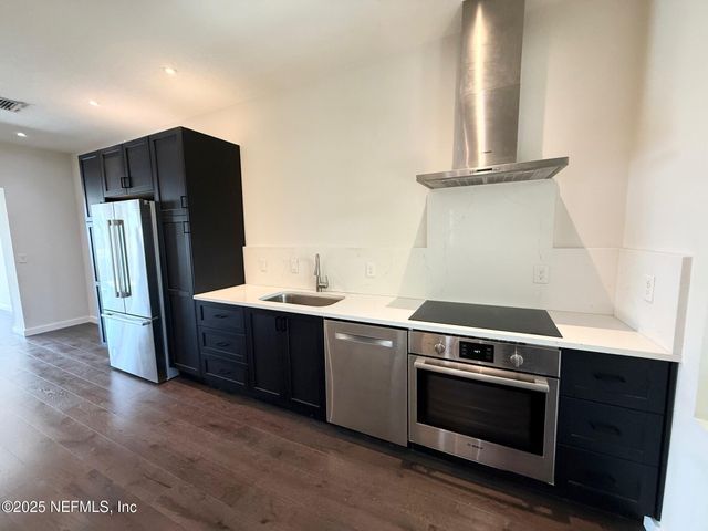 1733 MEMORIAL PARK Terrace, Jacksonville, FL 32204