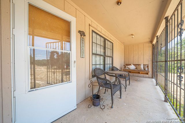 371 Lake Country, Lakehills, TX 78063