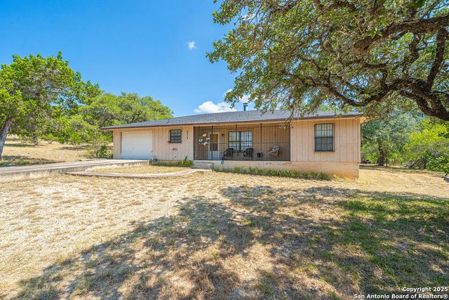 371 Lake Country, Lakehills, TX 78063