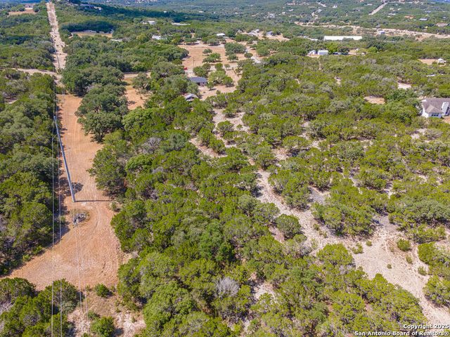 371 Lake Country, Lakehills, TX 78063