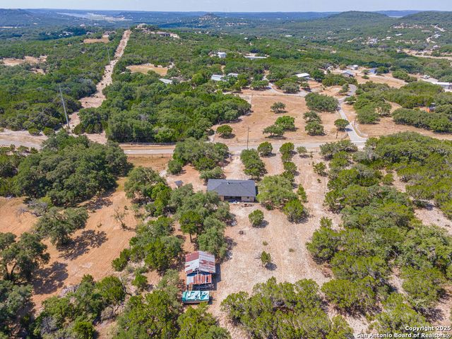 371 Lake Country, Lakehills, TX 78063