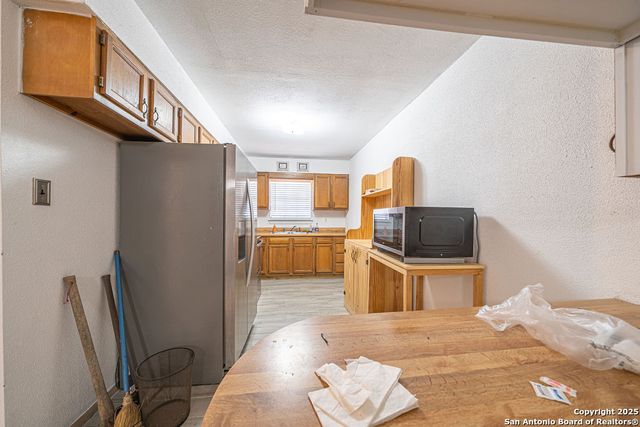 371 Lake Country, Lakehills, TX 78063