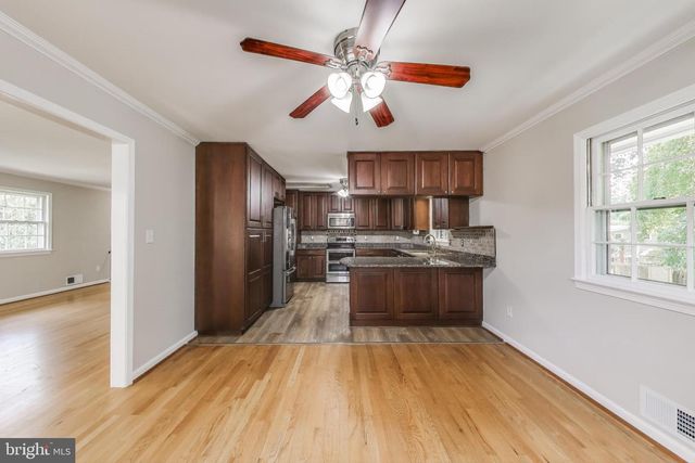 2403 SHERWOOD HALL LN, Alexandria, VA 22306