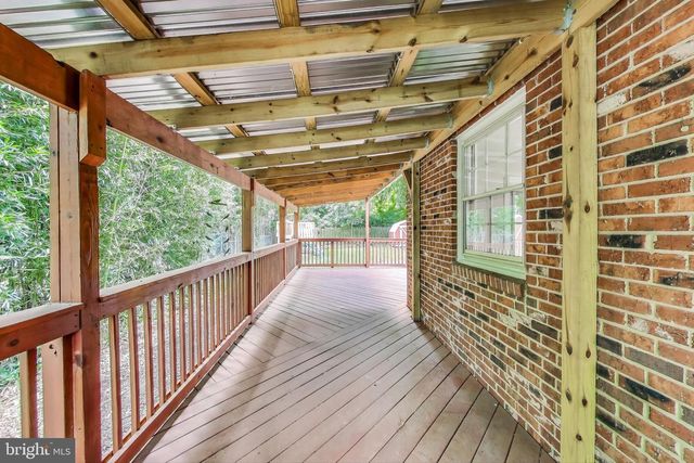 2403 SHERWOOD HALL LN, Alexandria, VA 22306