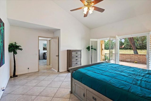 2671 N Whitewater Club Drive, Palm Springs, CA 92262