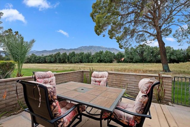 2671 N Whitewater Club Drive, Palm Springs, CA 92262