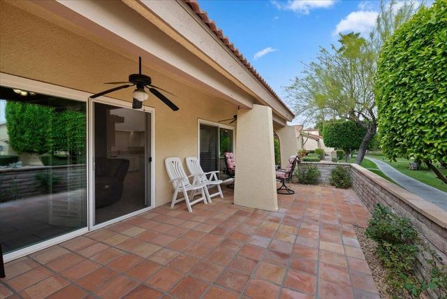 2671 N Whitewater Club Drive, Palm Springs, CA 92262