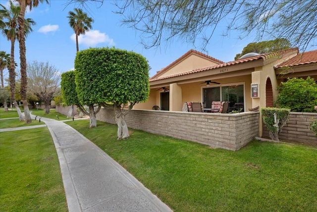 2671 N Whitewater Club Drive, Palm Springs, CA 92262