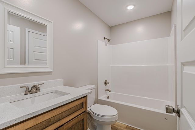 617 N 4 ST, Paragould, AR 72450