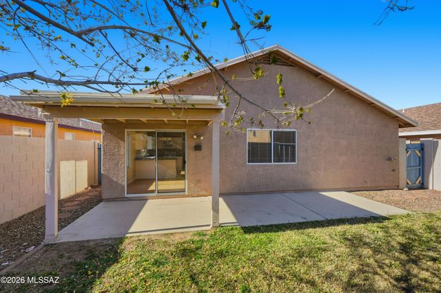 7821 S Kilbrennan Way, Tucson, AZ 85747