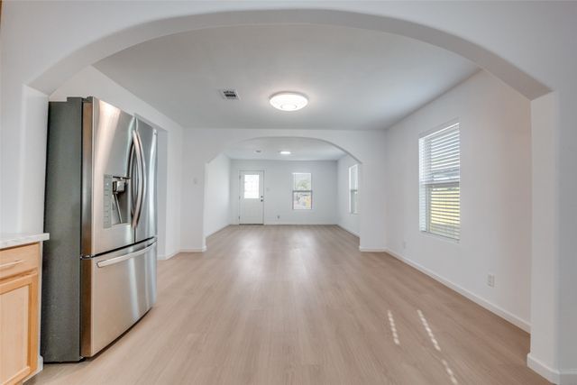 2410 S Marsalis Avenue, Dallas, TX 75216