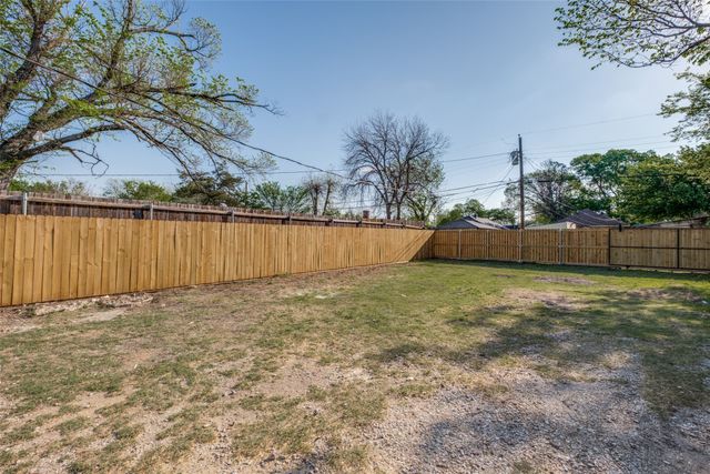 2410 S Marsalis Avenue, Dallas, TX 75216
