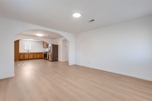 2410 S Marsalis Avenue, Dallas, TX 75216