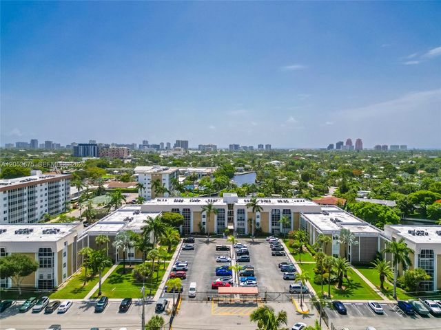 3000 NE 16th Ave 405, Oakland Park, FL 33334