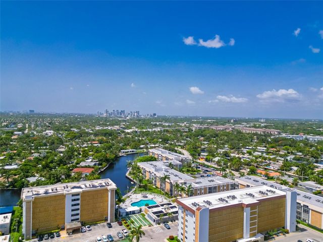 3000 NE 16th Ave 405, Oakland Park, FL 33334