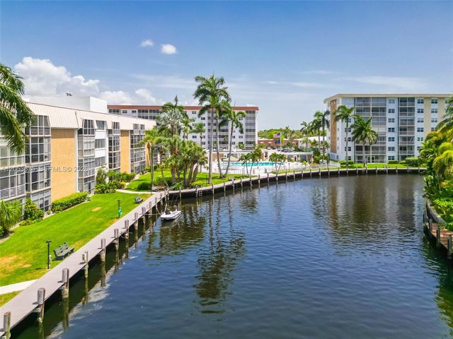 3000 NE 16th Ave 405, Oakland Park, FL 33334