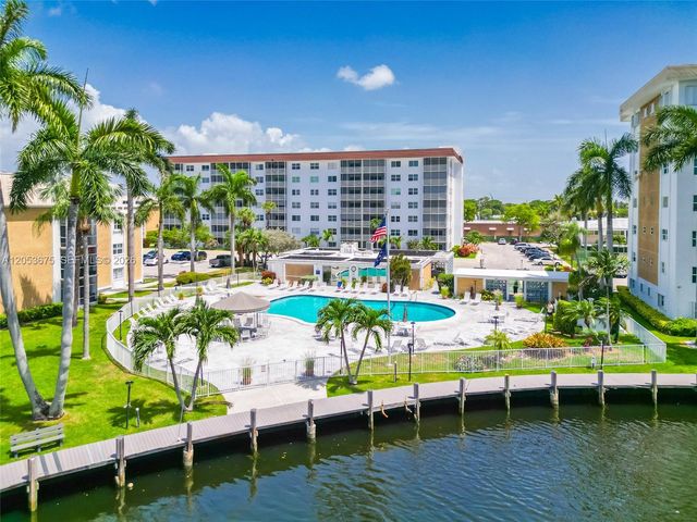 3000 NE 16th Ave 405, Oakland Park, FL 33334