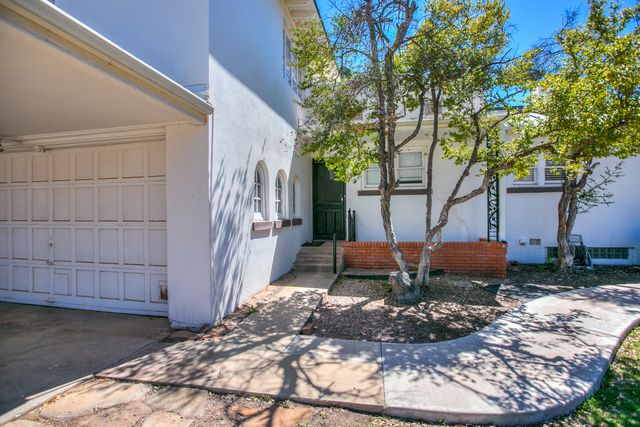 404 S Bishop Street, San Angelo, TX 76901
