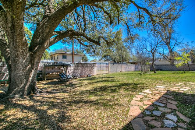 404 S Bishop Street, San Angelo, TX 76901