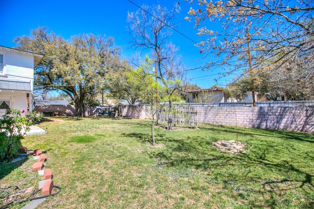 404 S Bishop Street, San Angelo, TX 76901