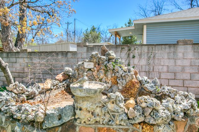 404 S Bishop Street, San Angelo, TX 76901
