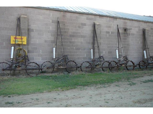 2024 Strasburg Rd, Strasburg, CO 80136