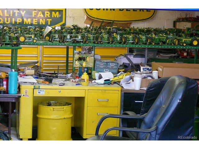 2024 Strasburg Rd, Strasburg, CO 80136