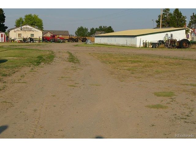 2024 Strasburg Rd, Strasburg, CO 80136