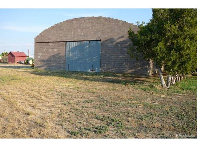 2024 Strasburg Rd, Strasburg, CO 80136