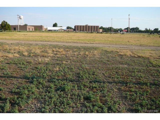 2024 Strasburg Rd, Strasburg, CO 80136