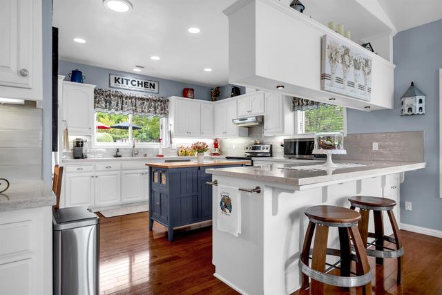 281 Ursula Dr, Sutter Creek, CA 95685