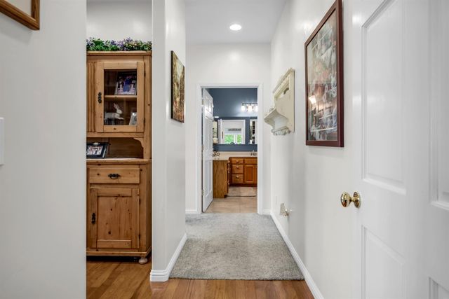 281 Ursula Dr, Sutter Creek, CA 95685