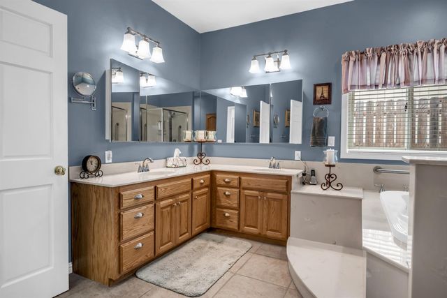 281 Ursula Dr, Sutter Creek, CA 95685