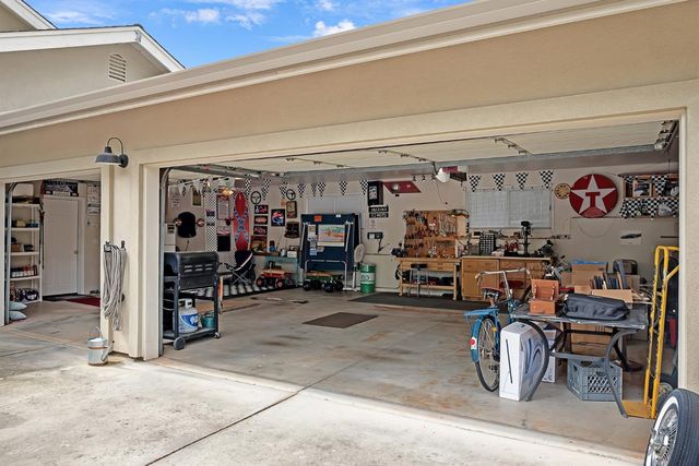 281 Ursula Dr, Sutter Creek, CA 95685
