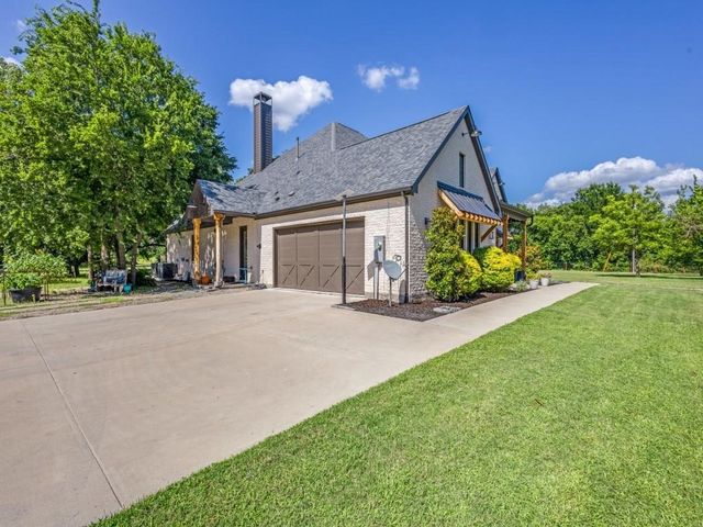 31665 Fm 121, Tioga, TX 76271