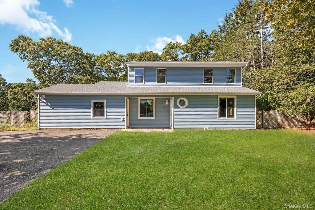 99 Ontario Street, Port Jefferson Station, NY 11776 — exterior