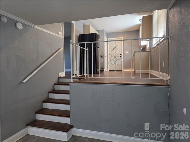 1524 Pondella Drive, Charlotte, NC 28213