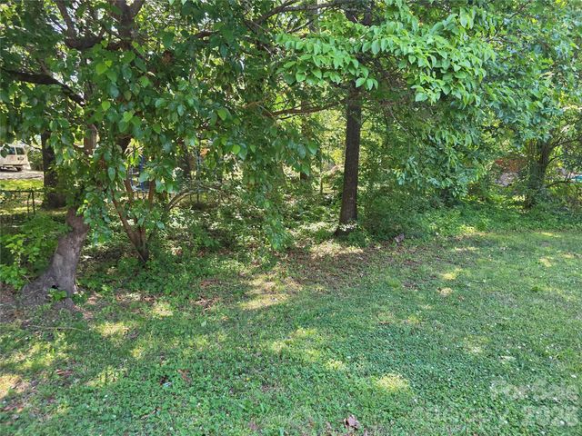 1524 Pondella Drive, Charlotte, NC 28213